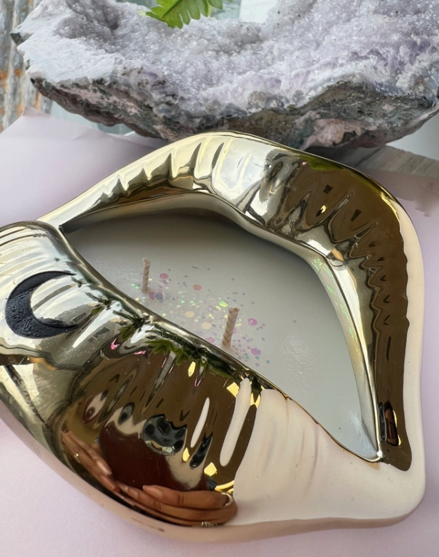 Gold Lip Candle