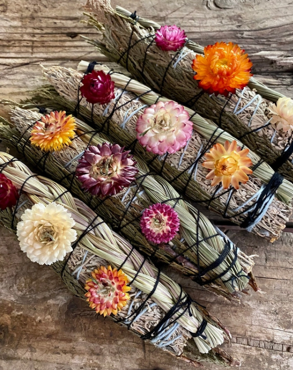 Flourish Floral Smudge Wand & Natural Incense
