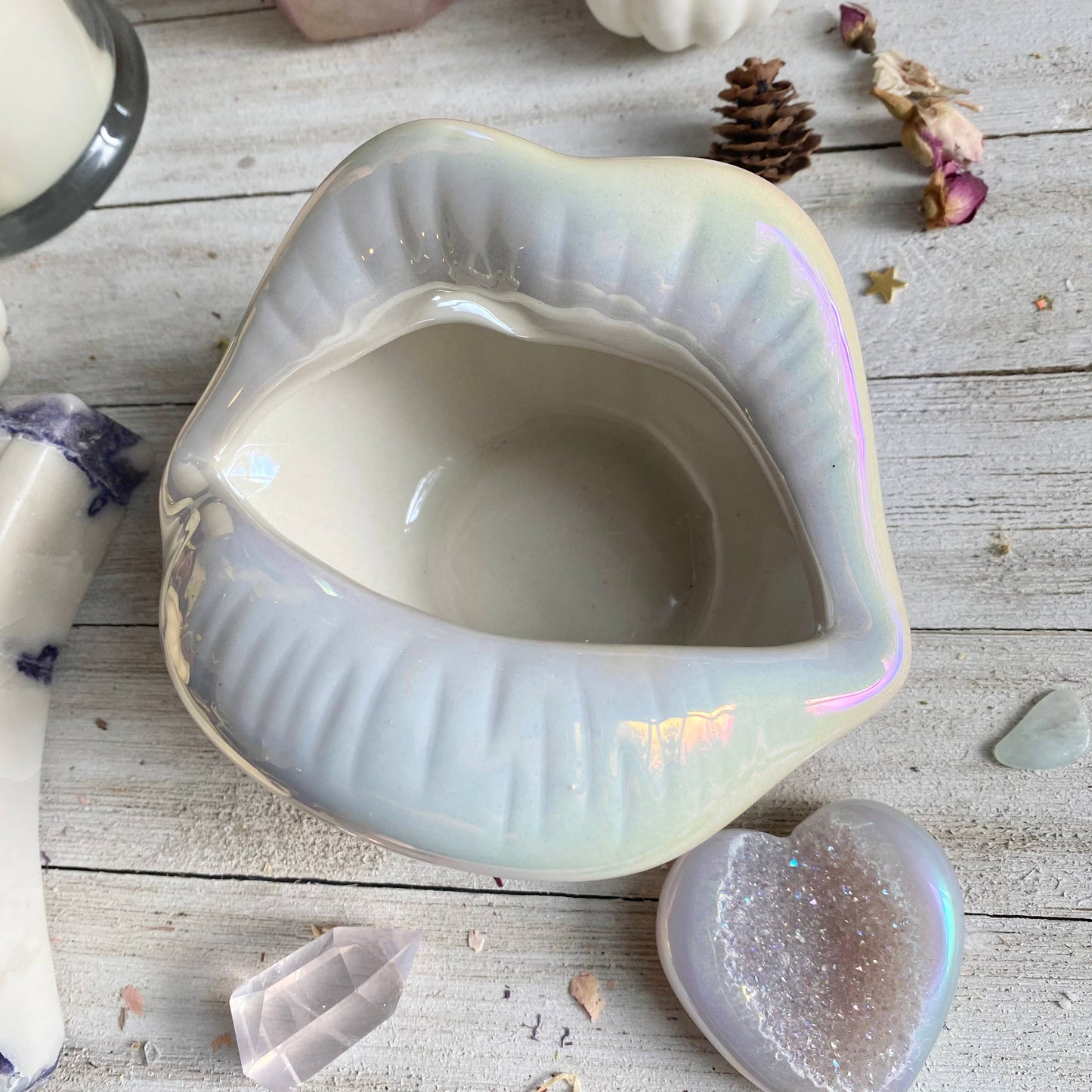 Iridescent Aura Lip Bowl 