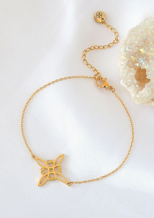 Witch's Knot Bracelet | 24K Amulet